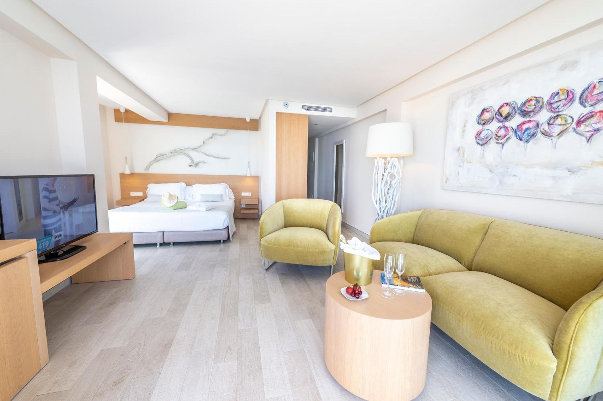 Melbeach Hotel & Spa - Adults Only Canyamel  Exterior foto